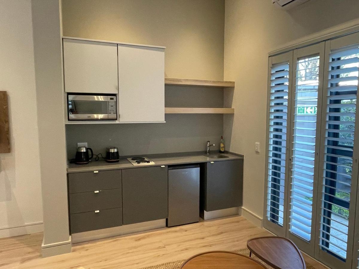 The Wantage Suites Йоханесбург Екстериор снимка